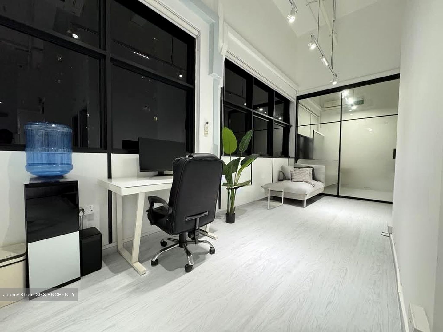 Arcsphere (D14), Office #543706091